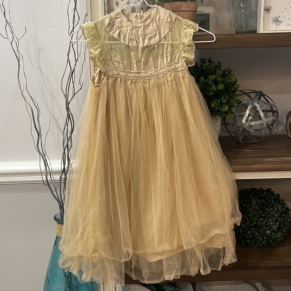 Boutique Sz 6 Tulle Dress